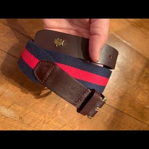 34” Southern Tide leather fabric belt